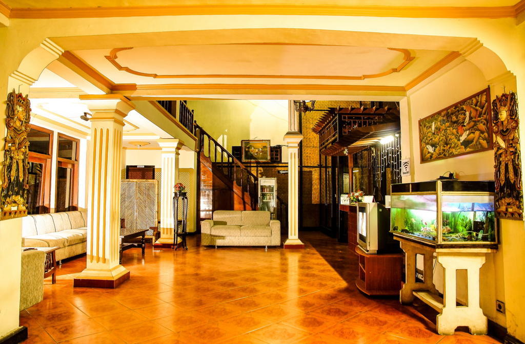 Mataram Hotel Exterior foto